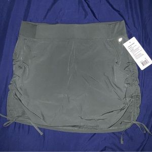 Chelsea Side Pocket Skort NWT Balsam Green Jade